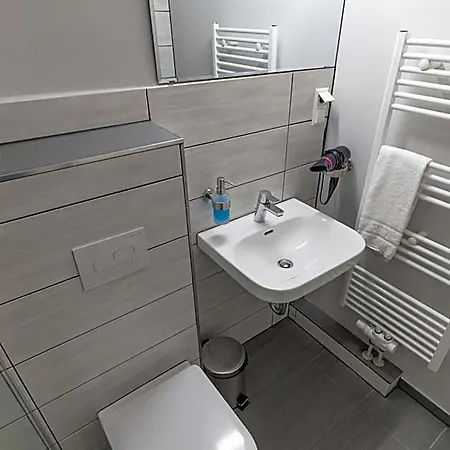 Hotel Mecklenheide 3*