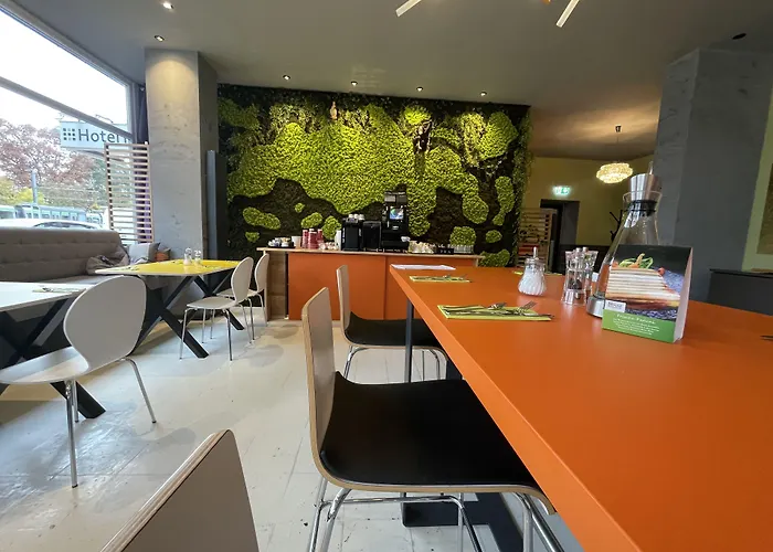 Hotel Mecklenheide 3*